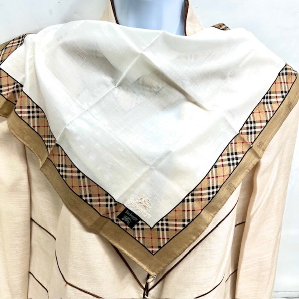 New Men/Women  BURBERRY Handkerchief Nova Check Set of Two 17"-19" 100％Cotton(31 - Picture 7 of 15
